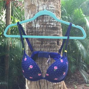 Victoria's Secret Bras (3)